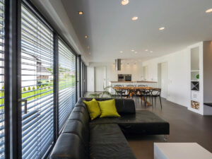 Rollladen-System mit Raffstore - Josef Günthner GmbH & Co. KG