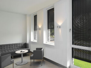 Rollladen-System mit Textilscreen - Josef Günthner GmbH & Co. KG