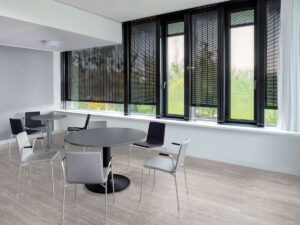 Rollladen-System mit Textilscreen - Josef Günthner GmbH & Co. KG