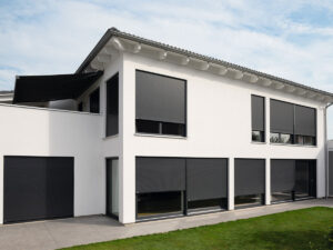 Rollladen-System mit Textilscreen - Josef Günthner GmbH & Co. KG