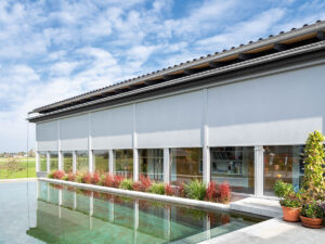 Rollladen-System mit Textilscreen - Josef Günthner GmbH & Co. KG