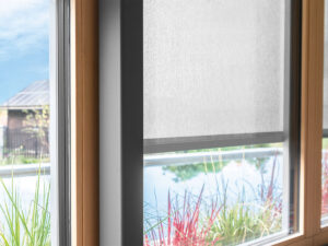 Rollladen-System mit Textilscreen - Josef Günthner GmbH & Co. KG