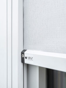 Rollladen-System mit Textilscreen - Josef Günthner GmbH & Co. KG